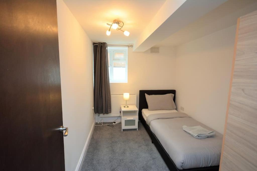 Lovely 4bedroom * Londra
